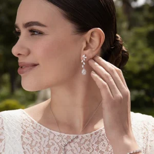Pendientes largos novia pétalos y lagrima