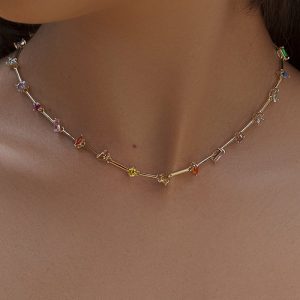 COLLAR DORADO CON GEMAS MULTICOLOR GEOMETRICAS